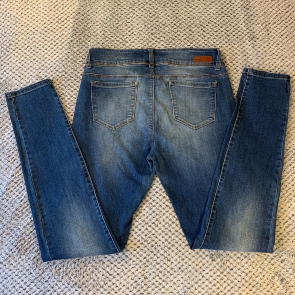 Straight Leg Blue Wash Denim Wax Jean